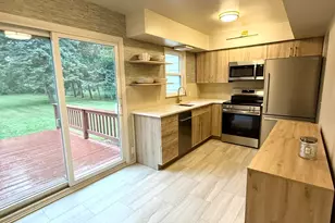 10348 Dewberry St, Portage, MI 49024 - Photo 8