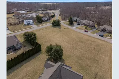 561 Wittenberg Path, Saint Joseph, MI 49085 - Photo 10