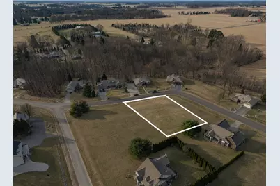 561 Wittenberg Path, Saint Joseph, MI 49085 - Photo 2