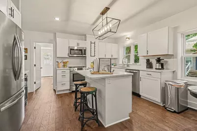 316 N William Street, Ludington, MI 49431 - Photo 12