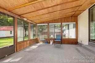3078 Paris Park Dr SE, Kentwood, MI 49512 - Photo 18