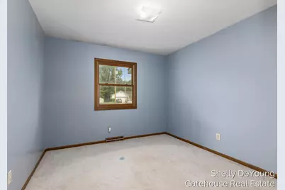 3078 Paris Park Drive SE, Kentwood, MI 49512 - Photo 12
