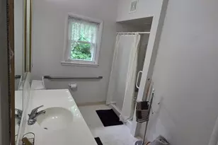 111 Cedar St, Paw Paw, MI 49079 - Photo 28