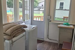 111 Cedar St, Paw Paw, MI 49079 - Photo 16