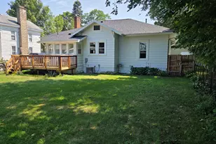 111 Cedar St, Paw Paw, MI 49079 - Photo 6