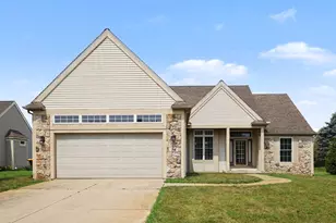24 Dickens St, Spring Arbor, MI 49283 - Photo 2