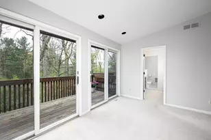 3949 Waldenwood Dr, Ann Arbor, MI 48105 - Photo 28