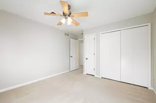 3949 Waldenwood Dr, Ann Arbor, MI 48105 - Photo 38