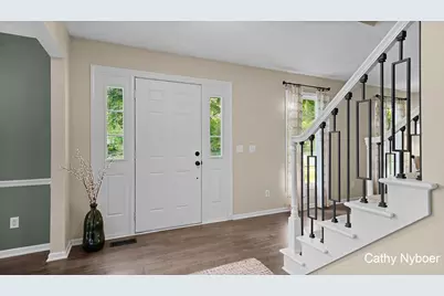 2328 Palm Dale Drive SW, Wyoming, MI 49519 - Photo 4