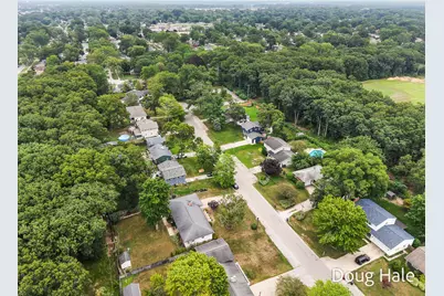 1674 Bonneville Drive, Norton Shores, MI 49441 - Photo 46