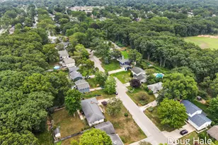 1674 Bonneville Dr, Norton Shores, MI 49441 - Photo 46