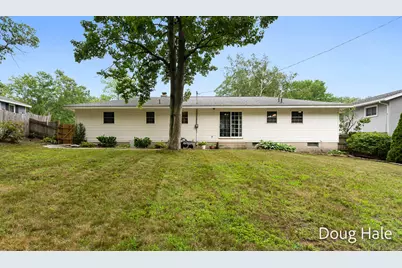 1674 Bonneville Drive, Norton Shores, MI 49441 - Photo 4