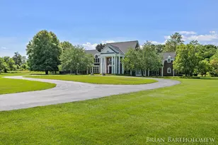 560 Saddlebrook Dr NE, Ada, MI 49301 - Photo 6