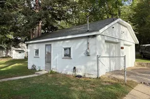 41193 N Park St, Paw Paw, MI 49079 - Photo 6