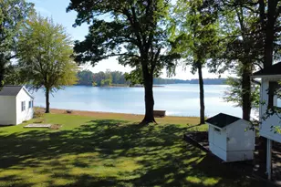 41193 N Park St, Paw Paw, MI 49079 - Photo 1