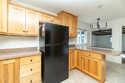 609 N Jackson Street, Ionia, MI 48846 - Photo 6