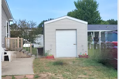 1848 Whisperwood Way E, Muskegon, MI 49442 - Photo 14