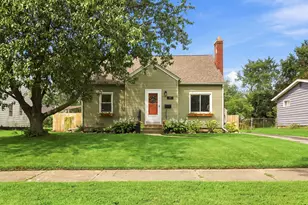 27 N 26th Street N, Battle Creek, MI 49015 - Photo 2