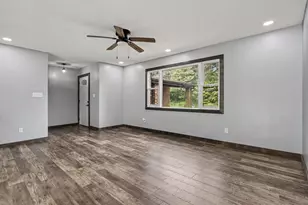 8312 48th Ave, Covert, MI 49043 - Photo 4