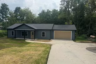 10833 Hoffman Rd, Three Rivers, MI 49093 - Photo 1