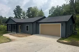10833 Hoffman Rd, Three Rivers, MI 49093 - Photo 2