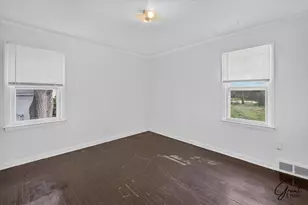 22107 15 Mile Rd, Clinton Twp, MI 48035 - Photo 8