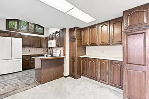 18934 Hillview Blvd, Barryton, MI 49305 - Photo 12