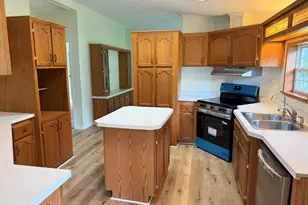 3084 S Pipestone Rd, Benton Harbor, MI 49022 - Photo 6