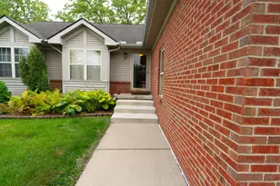 9084 Colony Park Dr, Ypsilanti, MI 48197 - Photo 2