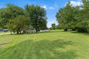 69601 Christiann Creek Dr, Edwardsburg, MI 49112 - Photo 34