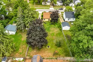 348 Ridgewood St SE, Grand Rapids, MI 49548 - Photo 4