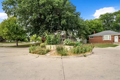 29941 Leona Court, Garden City, MI 48135 - Photo 36