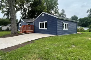 803 Enterprise St, Buchanan, MI 49107 - Photo 2