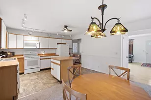 10020 Liszt St, Portage, MI 49024 - Photo 12
