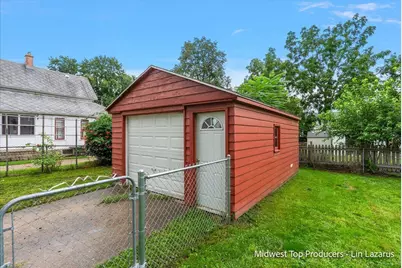 1024 Butterworth Street SW, Grand Rapids, MI 49504 - Photo 6