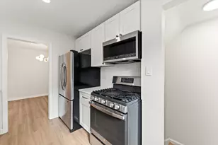 14041 Vernon St, Oak Park, MI 48237 - Photo 6