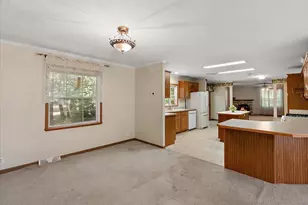 8111 Seminole Dr, Howard City, MI 49329 - Photo 4