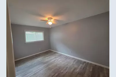 27041 Brettonwoods Street, Madison Heights, MI 48071 - Photo 20