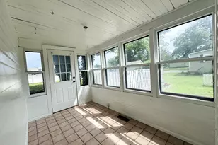 37 N Lincoln Ave, Niles, MI 49120 - Photo 22