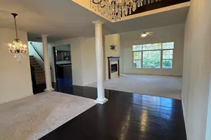 18145 Shoreline Ct, Northville, MI 48168 - Photo 4