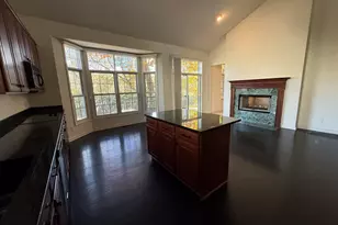 18145 Shoreline Ct, Northville, MI 48168 - Photo 10