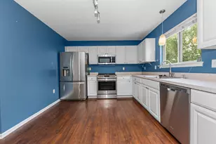 7734 Greene Farm Dr, Ypsilanti, MI 48197 - Photo 12