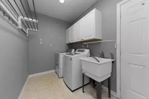 7734 Greene Farm Dr, Ypsilanti, MI 48197 - Photo 22