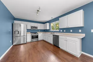 7734 Greene Farm Dr, Ypsilanti, MI 48197 - Photo 12