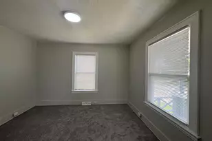 1025 Hamilton Ave NW, Grand Rapids, MI 49504 - Photo 6