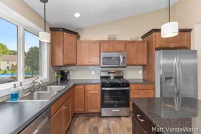 3501 Tearose Drive, Hudsonville, MI 49426 - Photo 10