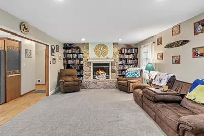 11991 Portage Lake Avenue, Pinckney, MI 48169 - Photo 10
