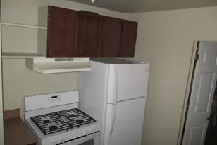31469 Fairchild St, Westland, MI 48186 - Photo 6