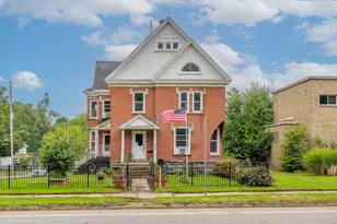 312 Capital Ave NE, Battle Creek, MI 49017 - Photo 2