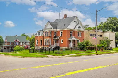 312 Capital Avenue NE, Battle Creek, MI 49017 - Photo 4